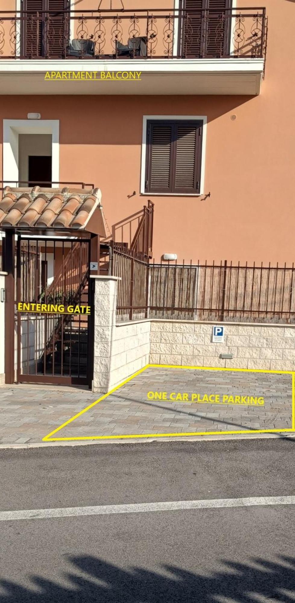 La Mansarda Di Andrew Villa Ciampino Exterior photo